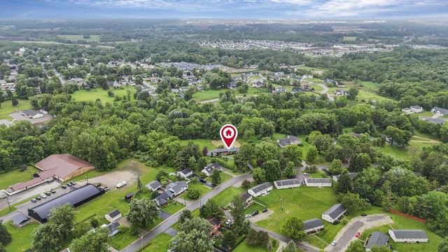 225 Edwards Road, Johnstown, OH 43031