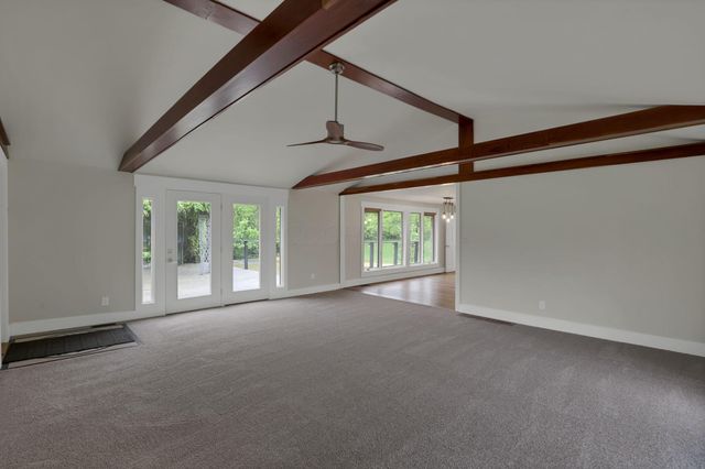 225 Edwards Road, Johnstown, OH 43031
