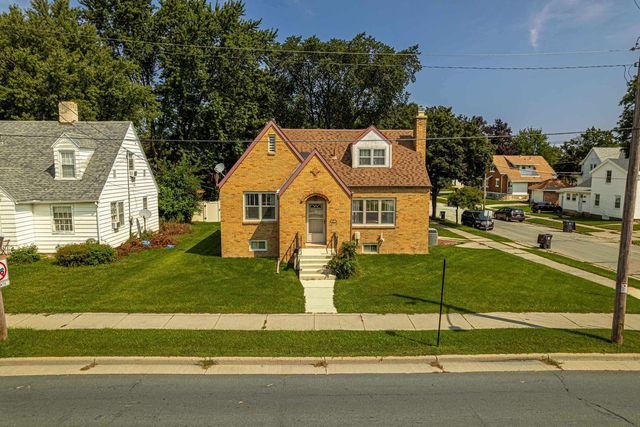 2123 13th Street, Monroe, WI 53566