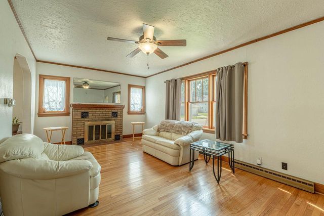 2123 13th Street, Monroe, WI 53566