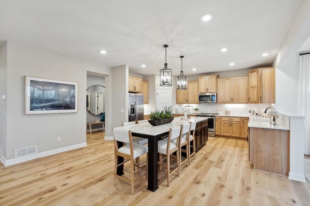 14423 Kingsview Lane N, Dayton, MN 55327