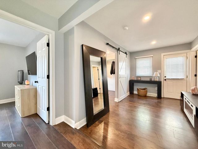 16 E 9TH AVE, Pine Hill, NJ 08021