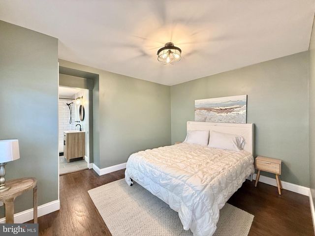 16 E 9TH AVE, Pine Hill, NJ 08021