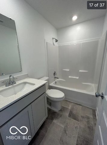 2274 S Stonehill Way, New Palestine, IN 46163