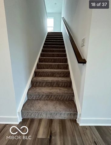 2274 S Stonehill Way, New Palestine, IN 46163