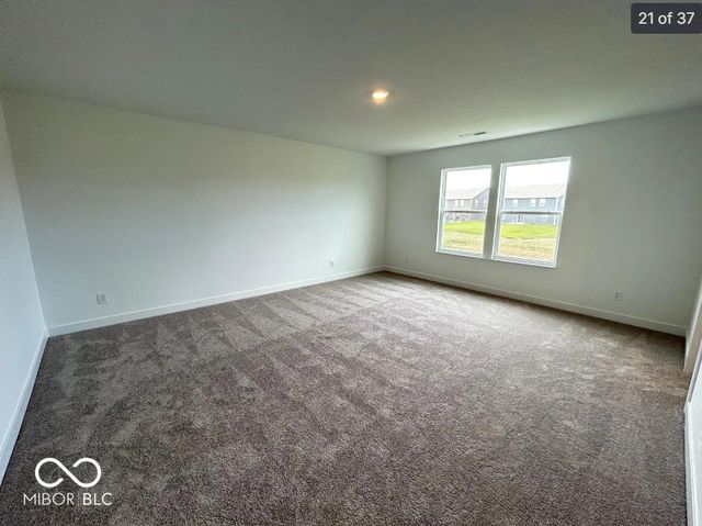 2274 S Stonehill Way, New Palestine, IN 46163