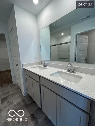 2274 S Stonehill Way, New Palestine, IN 46163