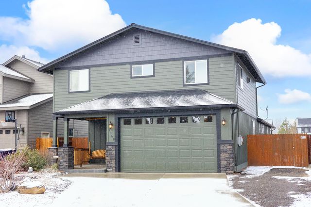 1360 SW 27th Street, Redmond, OR 97756