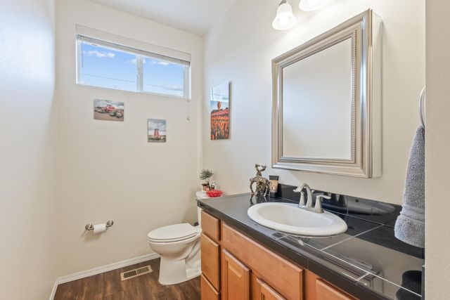 1360 SW 27th Street, Redmond, OR 97756