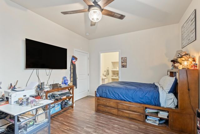 1360 SW 27th Street, Redmond, OR 97756