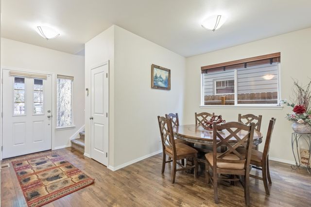 1360 SW 27th Street, Redmond, OR 97756