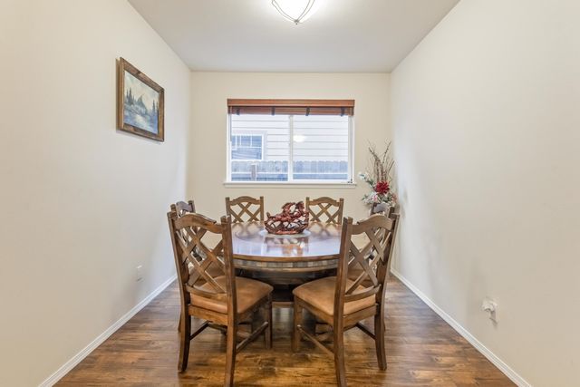 1360 SW 27th Street, Redmond, OR 97756