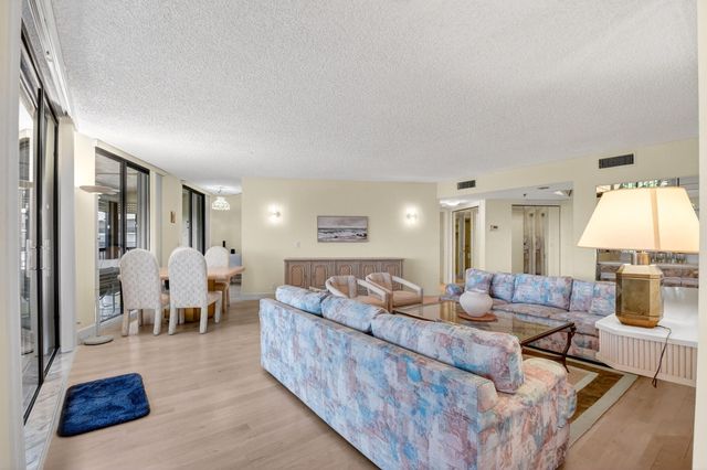 5279 Fountains Drive S 604, Lake Worth, FL 33467