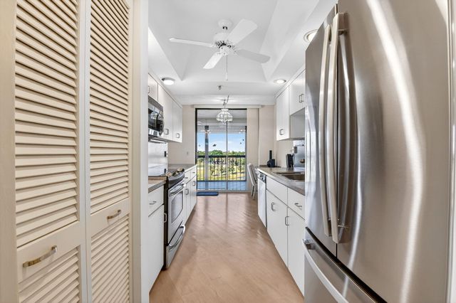 5279 Fountains Drive S 604, Lake Worth, FL 33467