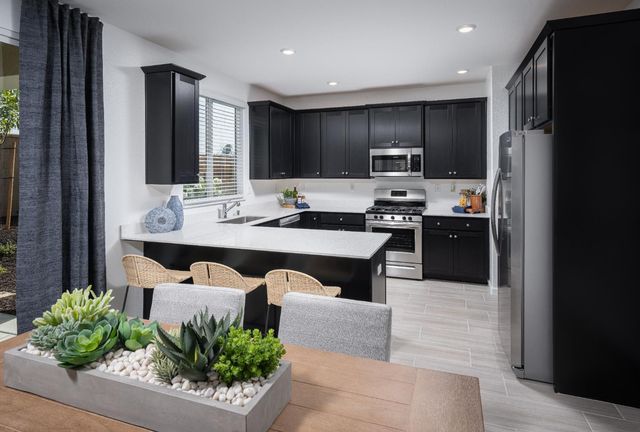 7329 Dorstone Way, Sacramento, CA 95829