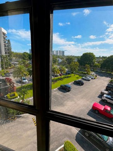 1000 Parkview Drive 505, Hallandale Beach, FL 33009