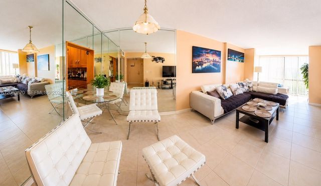 1000 Parkview Drive 505, Hallandale Beach, FL 33009
