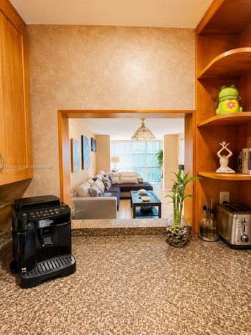 1000 Parkview Drive 505, Hallandale Beach, FL 33009