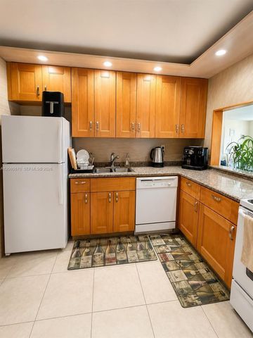 1000 Parkview Drive 505, Hallandale Beach, FL 33009