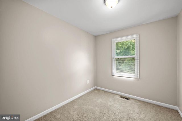 5242 MAGNOLIA PL, Fredericksburg, VA 22407