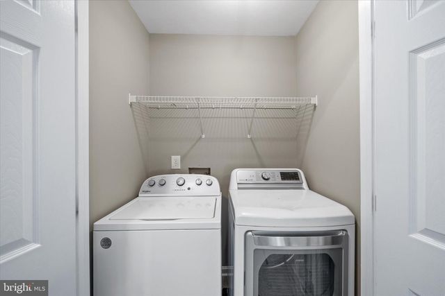 5242 MAGNOLIA PL, Fredericksburg, VA 22407