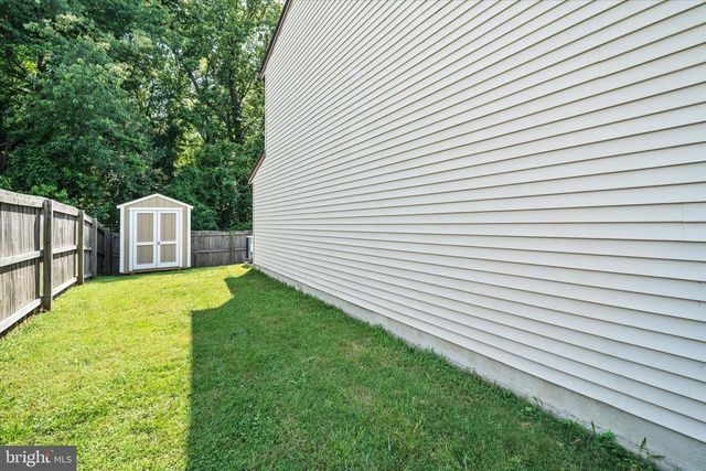 5242 MAGNOLIA PL, Fredericksburg, VA 22407