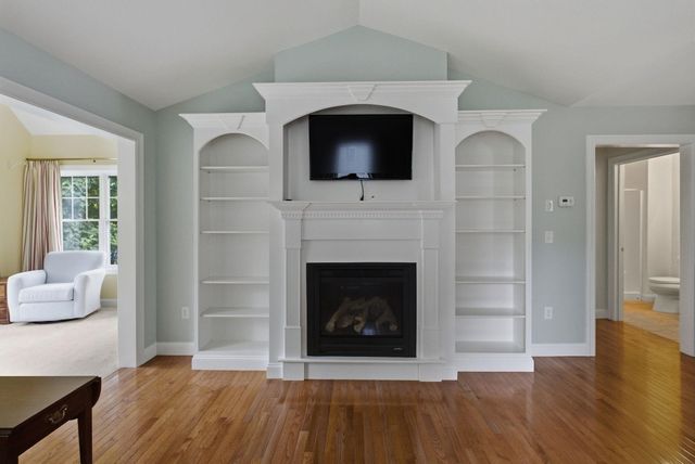 47 Reflection Drive, Hudson, NH 03051