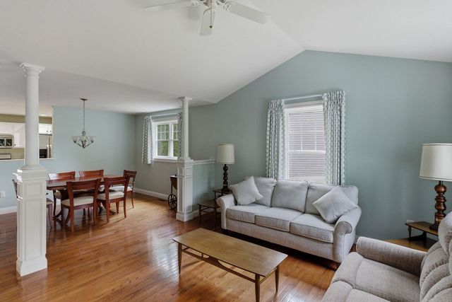 47 Reflection Drive, Hudson, NH 03051