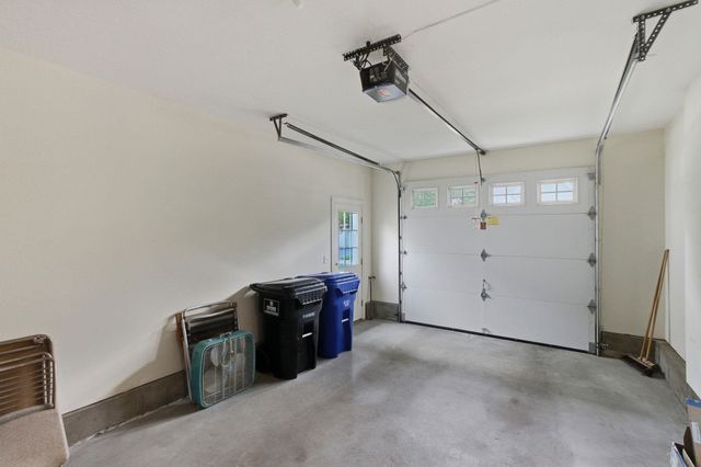 47 Reflection Drive, Hudson, NH 03051