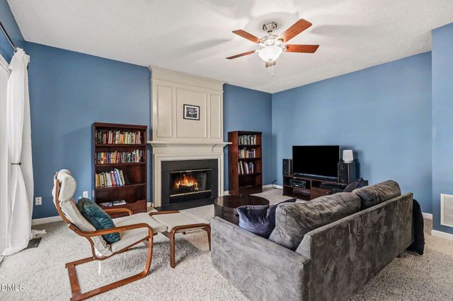 102 Woodshire Lane, Chapel Hill, NC 27514