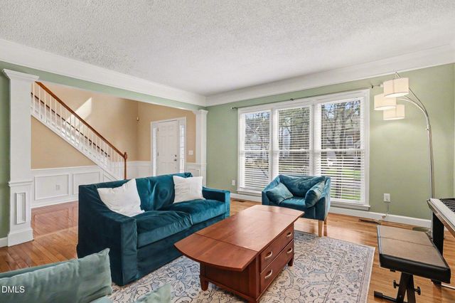 102 Woodshire Lane, Chapel Hill, NC 27514