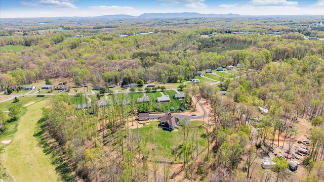 483 Morewood RD, Hardy, VA 24101