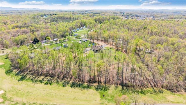 483 Morewood RD, Hardy, VA 24101