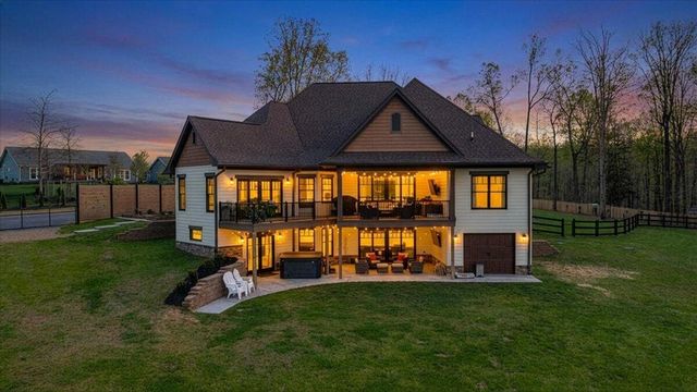 483 Morewood RD, Hardy, VA 24101