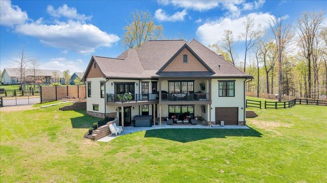 483 Morewood RD, Hardy, VA 24101