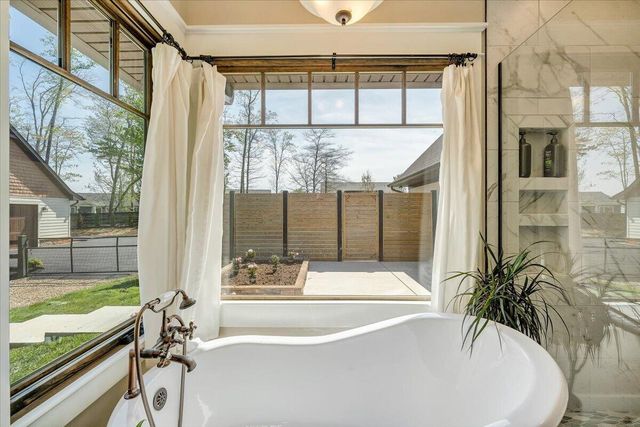 483 Morewood RD, Hardy, VA 24101