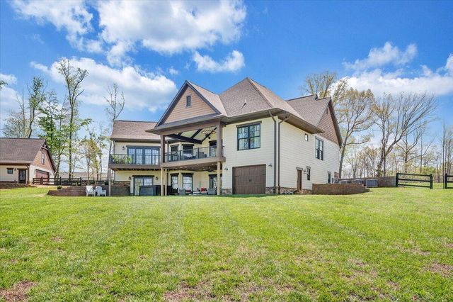 483 Morewood RD, Hardy, VA 24101