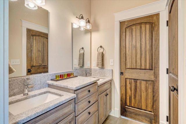 483 Morewood RD, Hardy, VA 24101