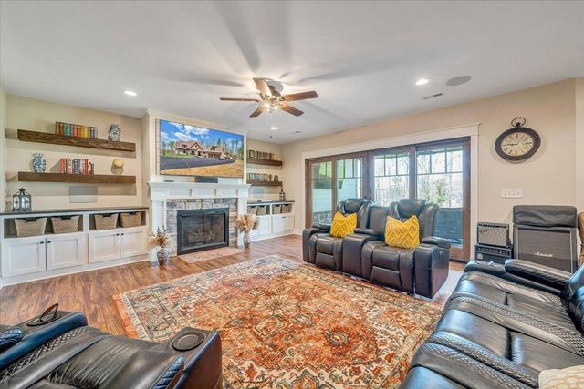 483 Morewood RD, Hardy, VA 24101