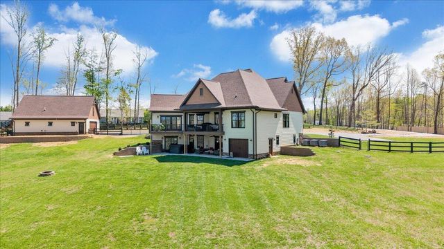 483 Morewood RD, Hardy, VA 24101