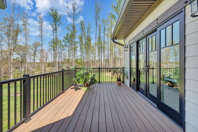 483 Morewood RD, Hardy, VA 24101