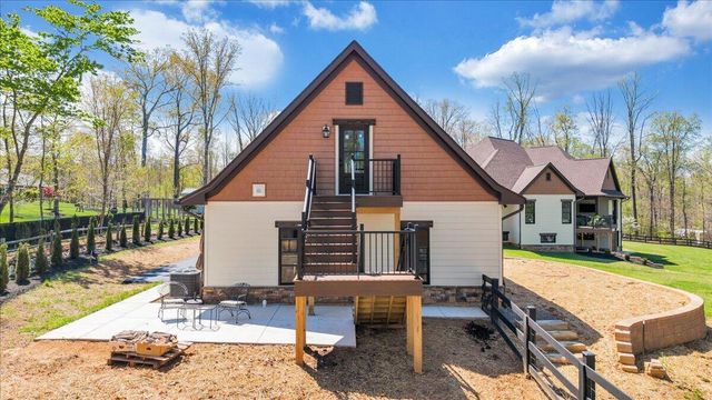 483 Morewood RD, Hardy, VA 24101
