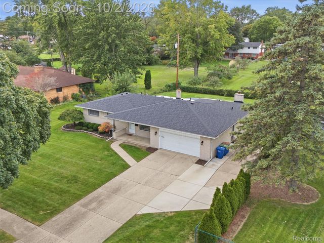 27901 Grobbel Drive, Warren, MI 48092