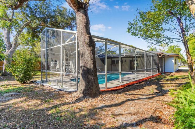 2570 DERBYSHIRE BOULEVARD, Maitland, FL 32751