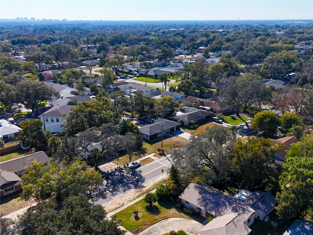 2570 DERBYSHIRE BOULEVARD, Maitland, FL 32751