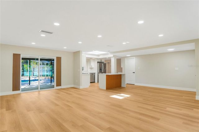 2570 DERBYSHIRE BOULEVARD, Maitland, FL 32751