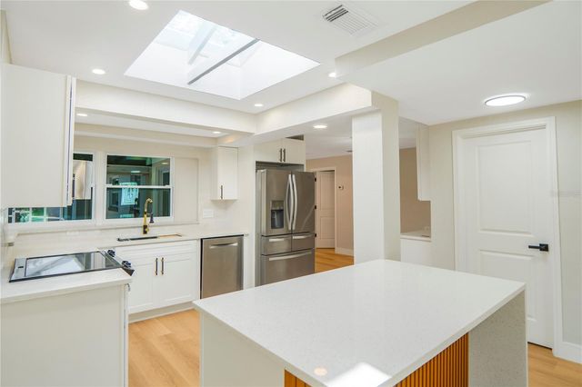 2570 DERBYSHIRE BOULEVARD, Maitland, FL 32751