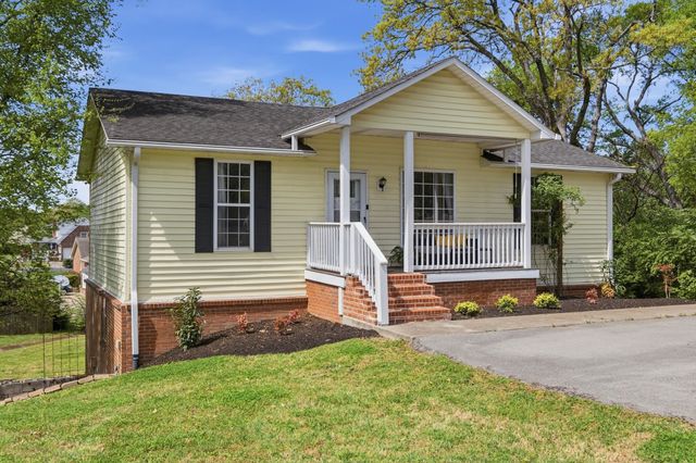 5944 S New Hope Rd, Hermitage, TN 37076