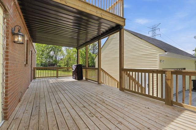 5944 S New Hope Rd, Hermitage, TN 37076