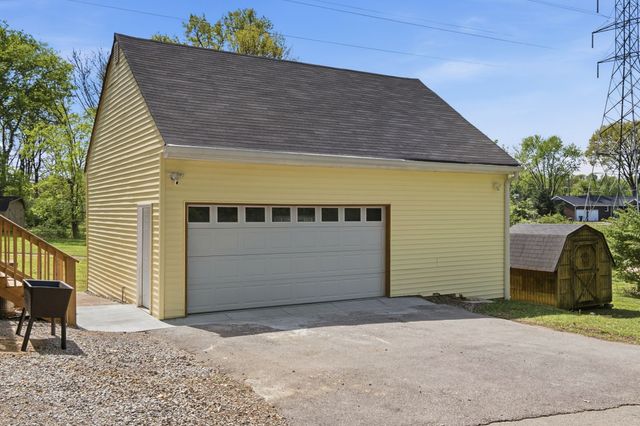 5944 S New Hope Rd, Hermitage, TN 37076